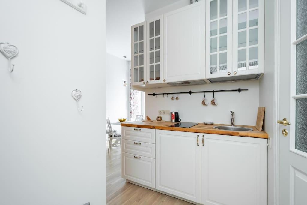 Cozy Studio Apartment タリン エクステリア 写真